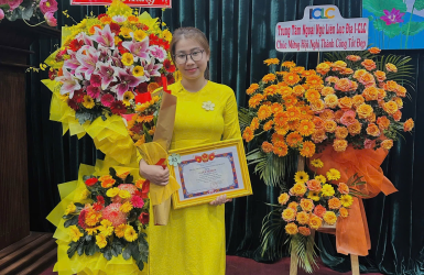 TOÁN KHTN - CÔ TÚ OANH 